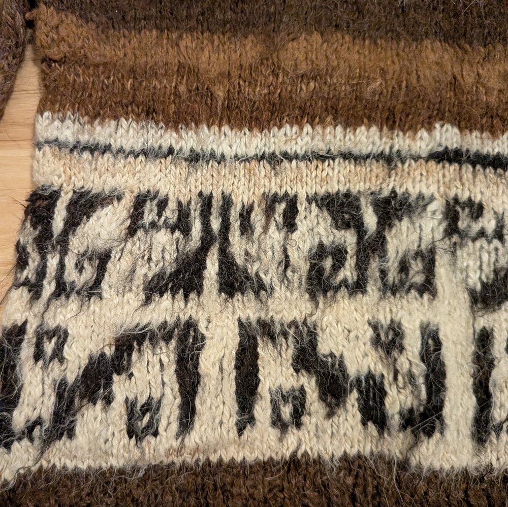 Vintage Brown And White Handmade Alpaca/Llama? Sweater Size Small As Is - Picture 2 of 11